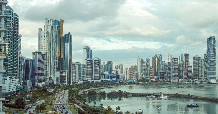 Panamá, tu mejor opción para invertir en el extranjero si vives en Bogotá