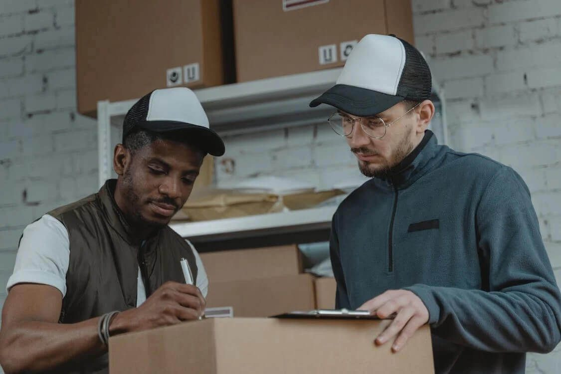 Mini depósitos: una solución para almacenar muebles de diferentes dimensiones